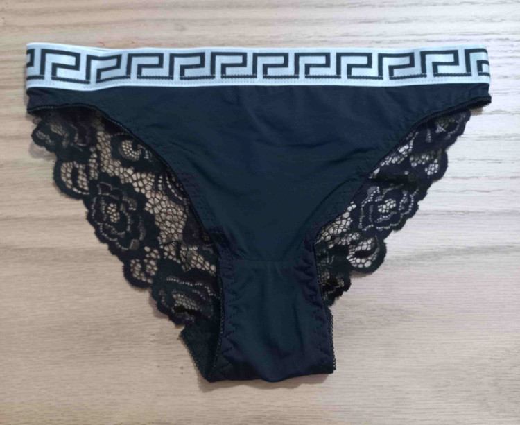 ست شورت و سوتین اسفنجی ورساچه